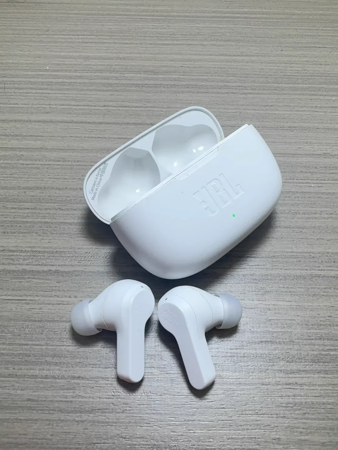 Auriculares Bluetooth TWS JBL Wave 200 | Cancelación de Ruido | HiFi | Deportivos | Resistentes al Agua